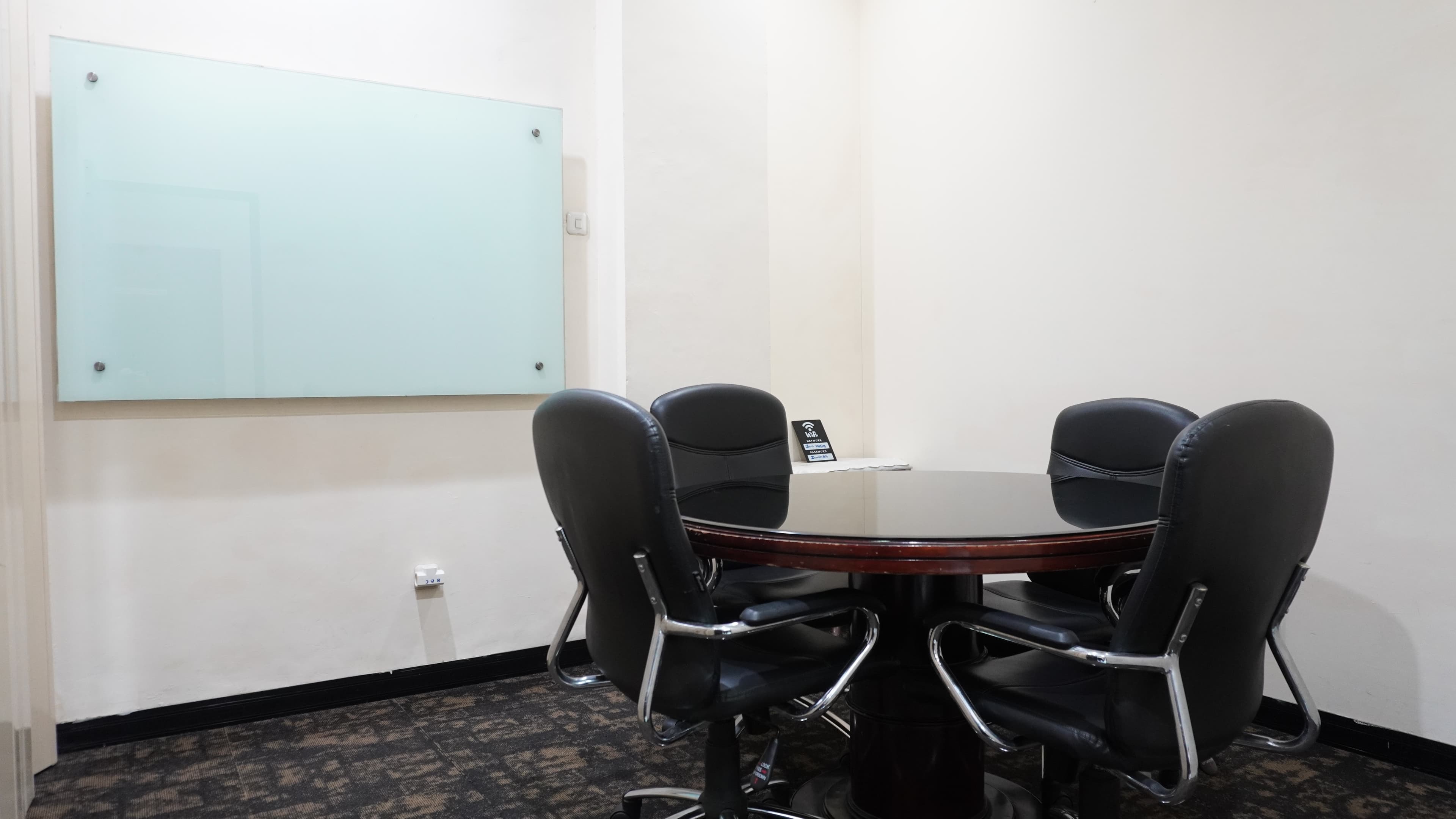 Small Meeting Room Bintaro Business Centre